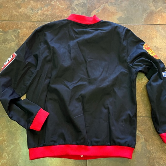 Unisex Lightning McQueen Disney Pixar Jacket. XS. New - Picture 6 of 9